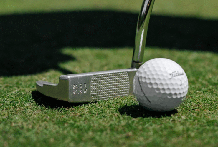 Kids Golf Clubs image